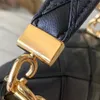 Specchio di qualità da donna Go 14 MM Borse per cosmetici a spalla Pelle di pecora trapuntata Modello in pelle Borsa a tracolla con patta Twist Lock Cuscino di lusso 22891 23 cm Con scatola originale L406