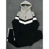 مجموعة Trapstar Hoodie الجديدة الأوروبية والأمريكية مع ثلاثة ألوان متوفرة ، مجموعة رياضية مطلية بالرباط المطرزة