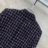 Designer des vestes pour femmes 2023 hiver petit vent parfumé à carreaux tricus en tricot à manteau courte de célébrité coréenne grande cardigan tweed épais top v3sm