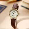 Montre à quartz étanche pour femmes, mode décontractée, légère, luxe, haut sens, surface en tissu fin, mode avion, ceinture d'occasion