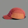 Gorras de bola Color retro a juego Gorra de béisbol de pana de cinco piezas Estilo de herramientas para acampar Ala corta