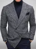 Herrjackor Fashion Woolen Jacket Mens Coat Slim Blazer Vintage Lapel Button Trendy Plaid Jacquard Långärmrockar för hane 2024