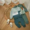 2pcs Toddler Erkek Kıyafetleri için Kış Bebek Takipleri Kontrast Renk Uzun Kollu Sweatshirt Üstler Uzun Pantolon Toddler Giysileri Seti 240118