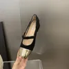 Sapatos de vestido Francês Mary Jane na primavera 2024 moda casual feminina com saia temperamento único salto médio e baixo