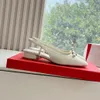 فارا باليه شقة منخفضة الكعب slingbacks ماري جين مصمم أحذية النساء الصنادل الفضية أجهزة براءة اختراع العجل مضخات العجل أعلى جودة طويلة القدم الطرف التربيعي