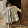 Jackor Girls 'Autumn Clothes 2024 Fall Korean Children's Loose Medellångt Girls Windbreaker Coat for Jacket