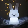 Luci notturne Lampada da comodino ricaricabile per camera da letto con sensore tattile per gatti con balena in silicone carino per regalo per bambini