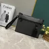 Designer Takeoff Clutch Envelope For Men Tote Cosmetic Bag Women Big Travel Organizer Storage Wash Bags Purse Leather Bag Man Shoulder Case Handbag