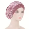 Roupas étnicas Mulheres Simples Diamantes Veludo Estiramento Underscarf Redondo Capa Frontal Headwrap Hijabs Turbante Mujer Muçulmano Caps Baggy