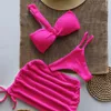 Kvinnors badkläder sexiga 3pieces Micro Bikini 2024 Women Swimsuit Kvinna Tong Bikinis Set Brazilian Beach Wear Bathing Suit Biquini