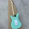 Guitare électrique S T, corps solide, couleur vert clair, touche en érable, haute qualité, livraison gratuite