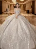 2024 Designer diamantpärlade bröllopsklänningar paljetterade tyll eleganta långa ärmar kristaller pärlor blingbling svep tåg brudklänningar plus storlek mantel de mariee 403
