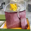 Topp säljare mode kvinnors shoppingväskor tryckt handväska axelväska sminkväska för kvinnor eller män