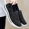 2024 Black Gray Oreo Mens Runneakers أحذية أحذية تنفسية للرجال بحجم 36-44 يورو