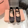 Designer-Schuhe für Damen, neu, 2024, Frühling, gesteppt, echtes Leder, Slip-on-Ballerina, luxuriöser runder Zehenbereich, Damen-Kleiderschuh, berühmte Oberteile, Schuhgröße 35–41, rosa-rote Sandalen