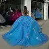 Abiti Quinceanera blu lucidi 16 anni Ragazze al largo della spalla Applique floreale Tull Donne Prom Party Pageant Wear Vestido VX 15 Anos