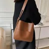 Sacs à bandoulière Burminsa conception Unique seau à large sangle pour les femmes grande capacité Shopper sac à bandoulière de haute qualité 2021239t