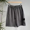 Pantaloncini da uomo 2023 Pantaloni corti da uomo estivi Moda da corsa Sciolti Processo di lavaggio ad asciugatura rapida di tessuto puro Trendy Casual Hip-hop Stones Island Shortsywv5