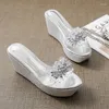 Pantofole Casual Low String Bead Scarpe da donna con piattaforma su zeppa Peep Toe Glitter Slides Mules con tacco Luxury Jelly High