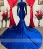 Nieuwe aankomst Royal Blue Long Prom -jurken voor zwarte meisjes kralen Diamanten Rhinestones Side Slit Birthday Party Dress
