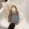 High-end en niche voor dames in, nieuwe modieuze diamanten crossbody, veelzijdige Instagram-schouderhandtas 2024 nieuw design mode 78% korting op winkelgroothandel