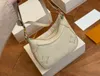 24SS Kobiet luksusowy designerka Cowhide Milk Milk Milk Bag worka damska torebka pod pachami torba na ramię Crossbody Bag 23 cm