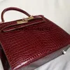 Tous les sacs fourre-tout de luxe pour femmes faits à la main crocodile estuarien 28 cm peau de crocodile véritable rouge Autres sacs pour femmes personnalisés Sac de créateur modèle spécialement personnalisé avec boîte