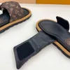 Designer pantoffel paar sandalen zwembad kussen glijbaan slippers zonsondergang voorkant riem muilezel merk man dia's zwarte scuff platte sandalen muilezels zomer strand glijbaan