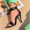 Sandales Femmes 2024 Style Concis Une Sangle Pour Les Filles Sexy Talon Aiguille Dos Zip Couverture Talons D'été Or