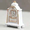 Tafelklokken Huisdecoratie Miniatuurklokaccessoires Prachtige versiering Slagsimulatie Slingerhout Vintage stijl Bureau