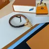 Pulseras de lujo de cuero chapado en oro clásico Diseñador de marca Joyería Diseño de pulsera para mujer Pulsera con dijes Primavera Cumpleaños romántico Boda Pulsera de cobre