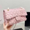 25 cm damer mini flap crossbody designer väskor rosa och vit tweed flerfärgad klassiska handväskor guldfärgade metallkedjor kontrast308x