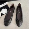 2024 New fashion outdoors Dress Shoes Woman Ballet loafers designer black Channel Leather canvas Flat Shoes girl Dance Shoes Wedding Party Rubber tennis gift sandal