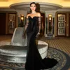 Black Veet Mermaid Dresses Sweetheart Pärled Corset Formell aftonklänning Sweep Train Exponed Bening Celebrity Dress 326 326