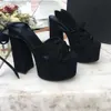 新しいデザイナートリビュートパテントソフトレザープラットフォームサンダルハイヒールスティレットサンダルT-Strap Lady Luxury Ankle Strap Shoes Pumps 14.5cm