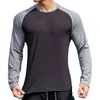 Camiseta masculina cor sólida em torno do pescoço esportes textura tecido manga longa superior adequado para homens cortados grandes e altos