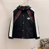 Herren-Oberbekleidung, Designer-Jacke, gewebt, Patchwork, mehrere Taschen, Herren-Outdoor-Frühlingsjacke, Assault-Jacke, Kapuze, modisch, winddicht, modischer Jackenmantel