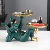 ダブルゴールドメタルトレイの犬の彫像と彫刻を備えた黒いフレンチブルドッグバトラー部屋の装飾ホームバトラー像飾り240127