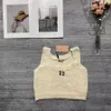 Designer 2024 mulheres designer tee colete malhas jogging camisetas com carta padrão colheita top runway high end marca de luxo estiramento sem mangas pulôver 2uq6