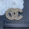 Full Pearl Diamond Brooches Designer Letter Corsage Brooches Women Personality Sweater Decoration Accessories