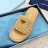 Triangle Raphias Plate-forme Sandales Paille Weave Pantoufles Designer Femme Hommes Mode Voyage Slide Blanc Noir Chaussure Casual Slipper Slider Beach Sandale Plate Tongs