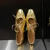 Balet Flats Women skórzany but wąski opaskę Srebrny Bling Złoty okrągłe palce sprężynowe 240126