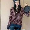 Kadınlar Örgü Top Tasarımcı Sweater Kadın Moda Çift F Baskı Jakard Düğmeleri Örgü Kazak Günlük Yuvarlak Yuvarlak Boyun Külotu Sweaters