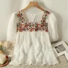 Blouses Femmes Été Coton Lin Chemise Femmes Floral Broderie Designer Tops Bohème Vêtements Vacances Chemisier Tee Femme