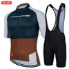 Survêtements pour hommes 2024 Road Bike Jersey Set Mens Vêtements de cyclisme Été VTT Team Vêtements Court Seve Uniforme Triathlon Skinsuit Ropa de HombreH24130