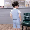 Set di abbigliamento Bambini 4 pezzi Estate Ragazzi Gilet formale Camicie Pantaloncini Papillon Abiti Abiti da ballo per bambini