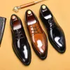 Vestido con punta puntiaguda de cuero genuino hecho a mano Brogue con cordones Oxford Derby oficina de negocios zapatos formales de boda para hombres