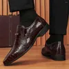 Scarpe eleganti Business Media lunghezza Uomo Sneakers da corsa Nero Formale per lo sport verde Il Tenisky più venduto