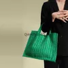 Umhängetaschen Sommer und Tasche für Frauen Luxus Designer 2023 Neu LN Umweltfreundliches Coon-Material Ollow-Carved Casual Composite Bagqwertyui45