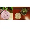 Bordmattor Retro virkade kustunderlägg Mat 10 cm Rund handgjorda mori doilies Cup Pad Shooting Props Flower Lampshade 12pcs grossist